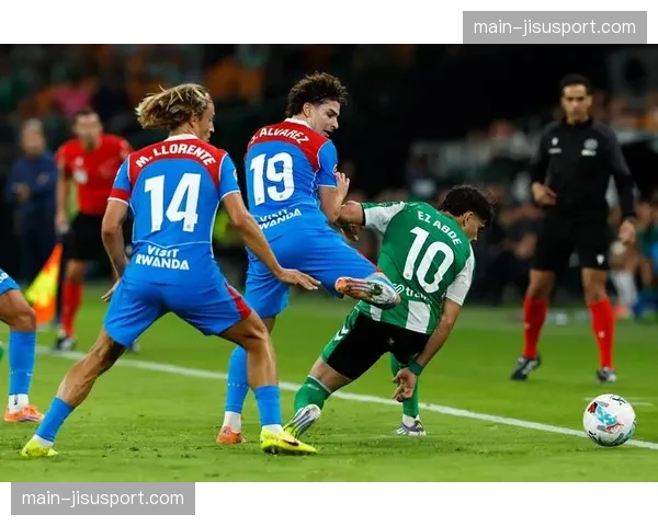 贝蒂斯发布新版客场球衣，将在本周末对阵马竞的比赛中首次启用