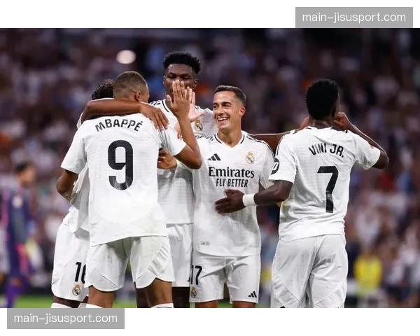 皇马残阵出击拜仁，姆巴佩维尼修斯成翻盘关键